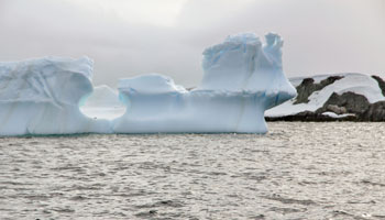 Eisbergformation in der Melchior Bay