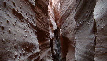 Spooky Gulch Slot Canyon - Hole-in-the-rock Road; Utah, USA