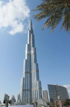 Burj Kalifa - 828 m - höchstes Gebäude der Welt