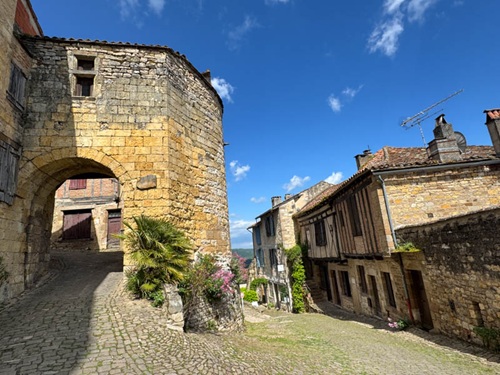 Cordes-sur-ciel