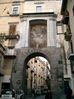 Porta San Gennaro