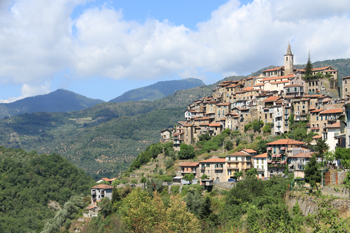 Bergdorf Apricale