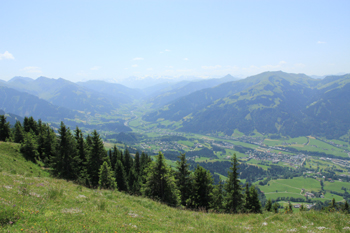 Blick ins Kitzbüheler Tal