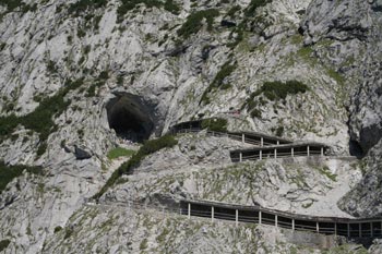 Eingang Eisriesenwelt in Werfen / Salzburger Land